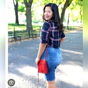 LEVIS SIGNATURE VINTAGE 90'S KNEE HIGH  DENIM SKIRT SIZE 4